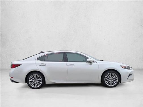 2017 Lexus ES 350 Base