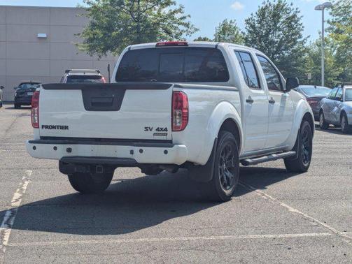 Glacier White 2019 Nissan Frontier SV