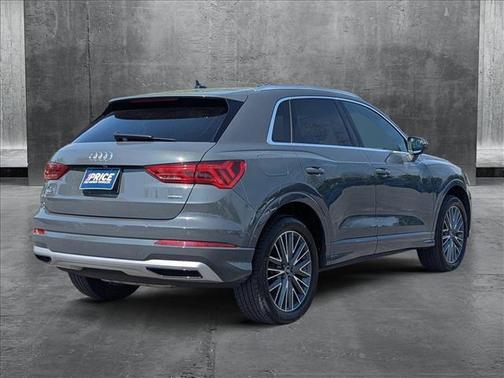 2022 Audi Q3 40 Premium