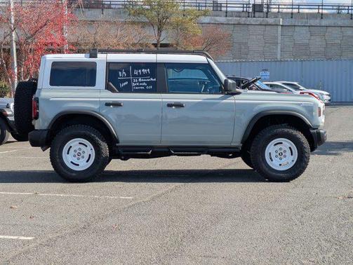 2023 Ford Bronco Heritage Edition