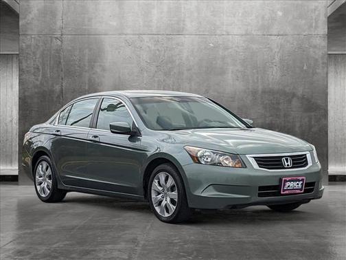 Photo 3 of 27 of 2010 Honda Accord EX-L