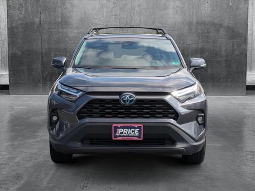 2022 Toyota RAV4 Hybrid XLE Premium