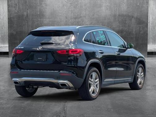 2021 Mercedes-Benz GLA 250 Base 4MATIC