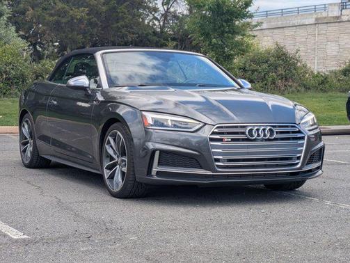 Daytona Gray Pearl Effect/Black Roof 2018 Audi S5 3.0T Prestige