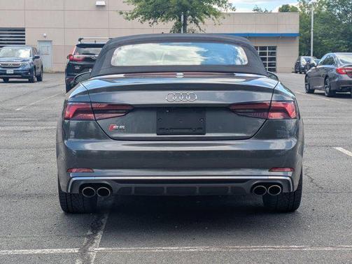 Daytona Gray Pearl Effect/Black Roof 2018 Audi S5 3.0T Prestige