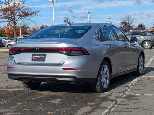 2025 Honda Accord LX 1.5T