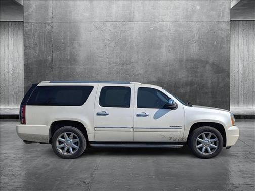 2014 GMC Yukon XL Denali