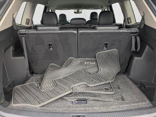 2022 Volkswagen Atlas 2.0T SE