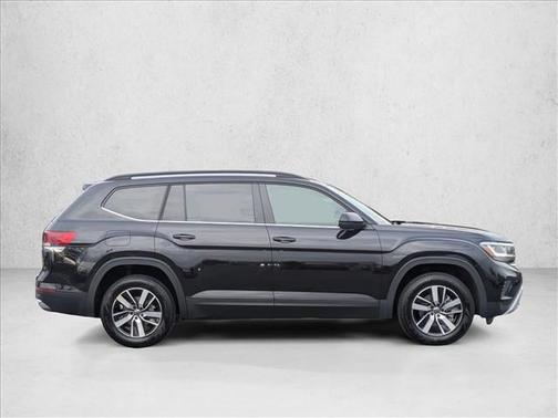 2022 Volkswagen Atlas 2.0T SE