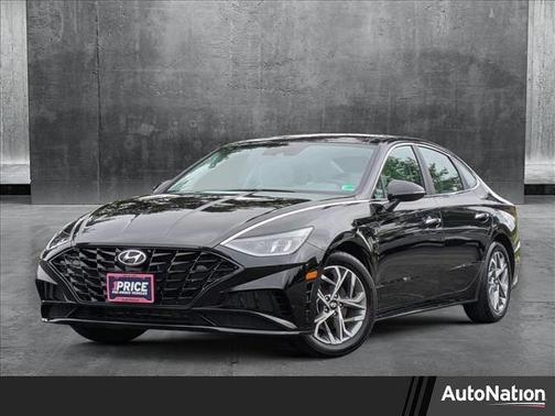 2022 Hyundai SONATA SEL