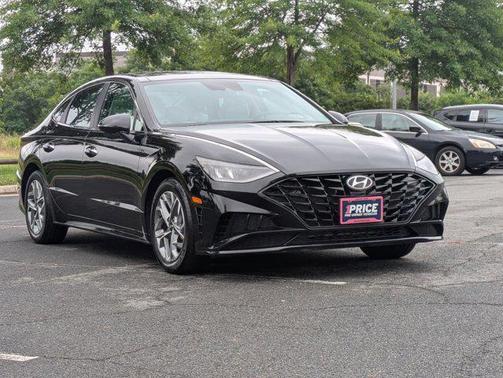 2022 Hyundai SONATA SEL