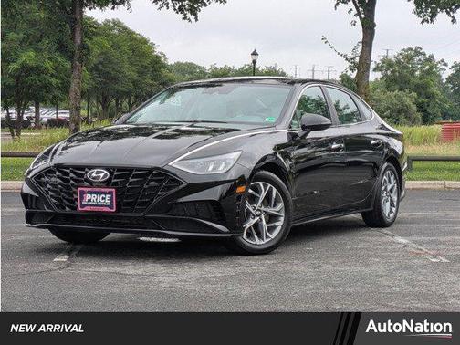 2022 Hyundai SONATA SEL
