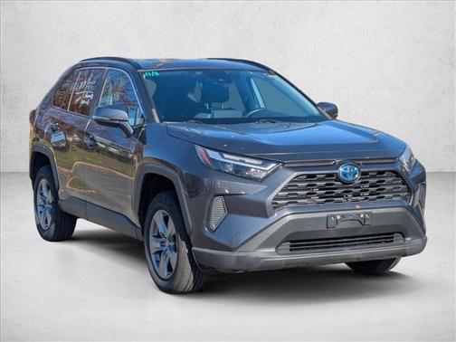 2022 Toyota RAV4 Hybrid XLE