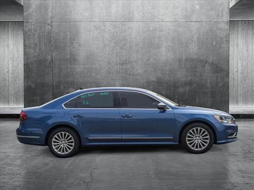 2017 Volkswagen Passat 1.8T SE