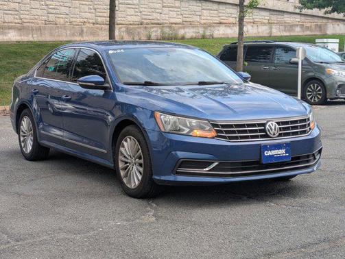2017 Volkswagen Passat 1.8T SE