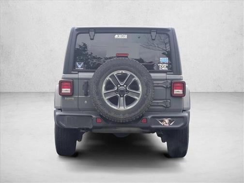 Sting-Gray Clearcoat 2019 Jeep Wrangler Unlimited Sahara