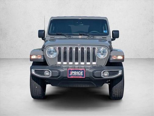 Sting-Gray Clearcoat 2019 Jeep Wrangler Unlimited Sahara
