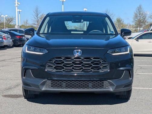 Crystal Black Pearl 2025 Honda HR-V LX