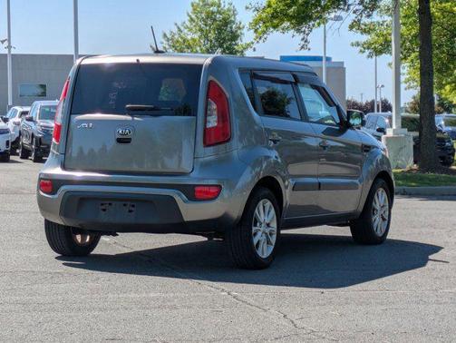 2013 Kia Soul +