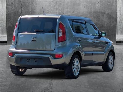 2013 Kia Soul +