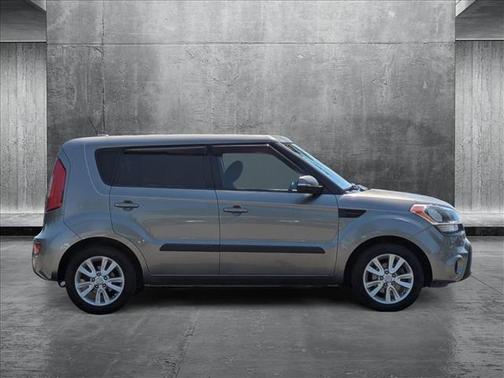 2013 Kia Soul +