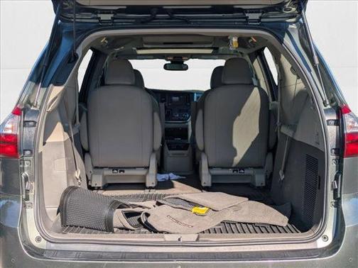 2018 Toyota Sienna XLE Premium