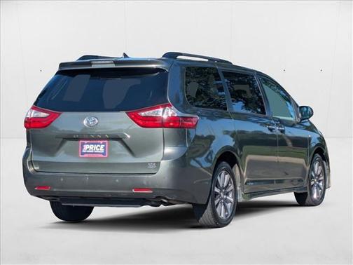 2018 Toyota Sienna XLE Premium