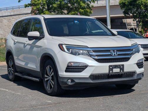White Diamond Pearl 2018 Honda Pilot EX-L