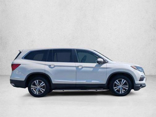 White Diamond Pearl 2018 Honda Pilot EX-L