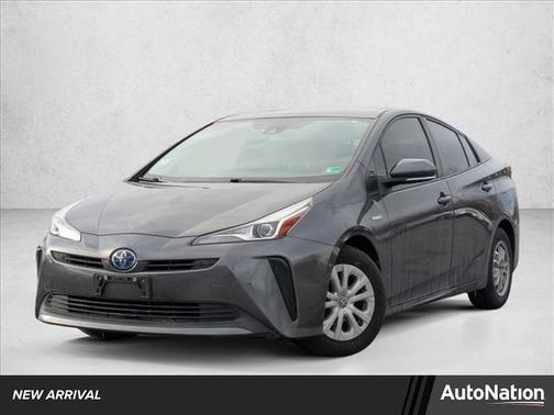 2022 Toyota Prius LE