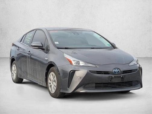 2022 Toyota Prius LE