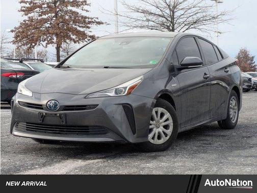 2022 Toyota Prius LE