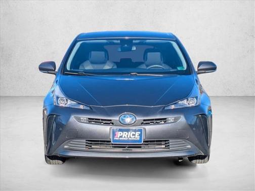 2022 Toyota Prius LE