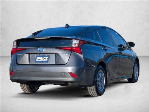 2022 Toyota Prius LE