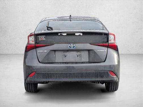 2022 Toyota Prius LE