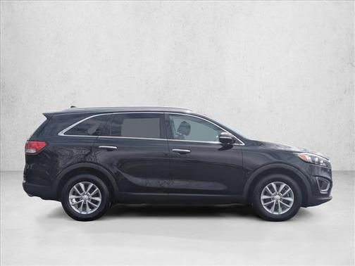 Ebony Black 2016 Kia Sorento LX