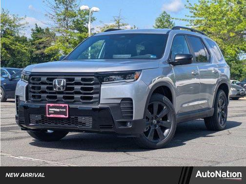 Solar Silver Metallic 2026 Honda Pilot Sport