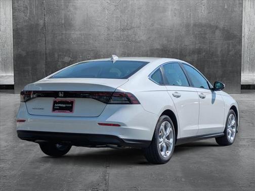 2025 Honda Accord LX 1.5T