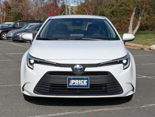 2025 Toyota Corolla Hybrid LE