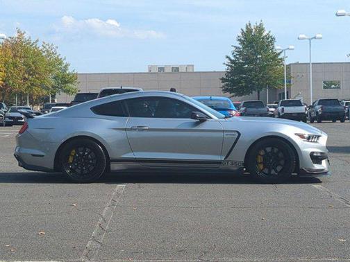 Magnetic Metallic 2020 Ford Shelby GT350 Base