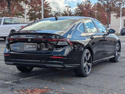 2025 Honda Accord Hybrid Base