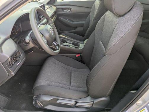 2025 Honda Accord LX 1.5T