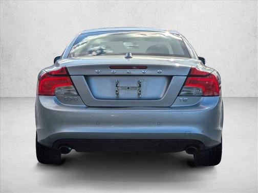 2012 Volvo C70 T5