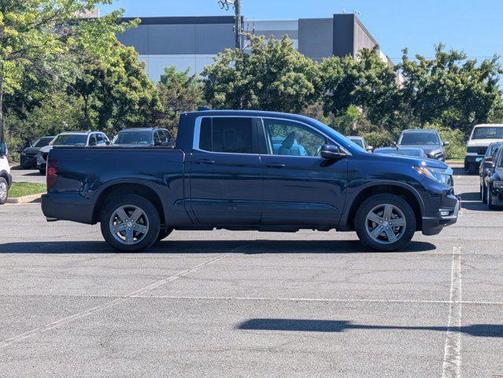 Obsidian Blue Pearl 2023 Honda Ridgeline RTL