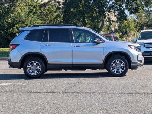 2023 Honda Passport AWD TrailSport