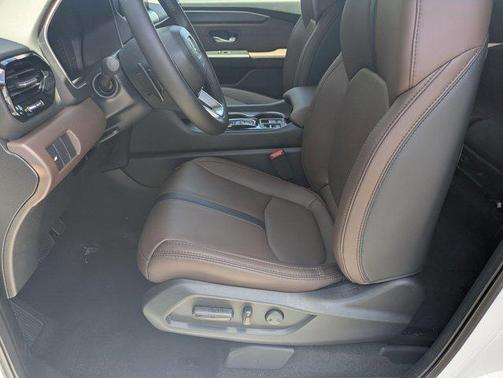 Platinum White Pearl 2026 Honda Pilot Touring 8-Passenger