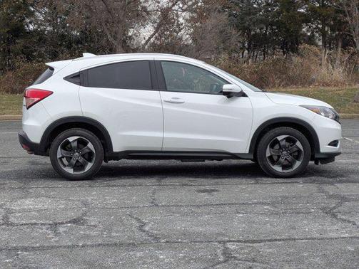 2018 Honda HR-V EX-L w/Navigation