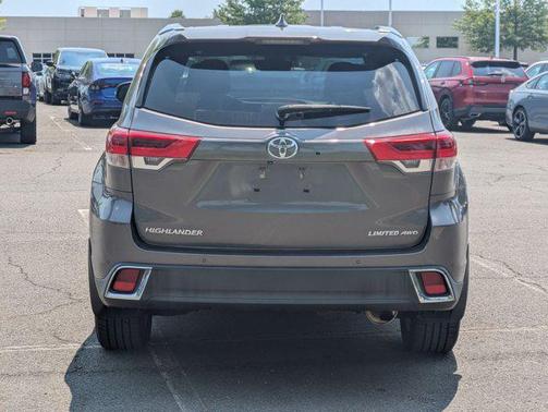 Predawn Gray Mica 2019 Toyota Highlander Limited Platinum