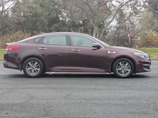 2016 Kia Optima LX Turbo