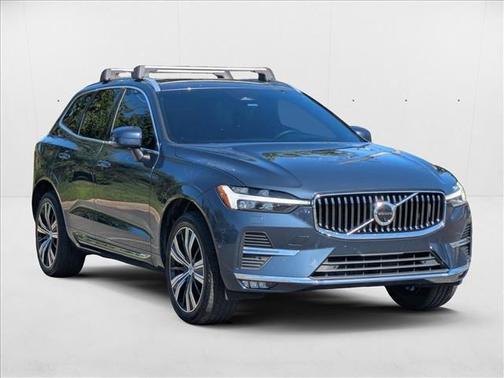 2022 Volvo XC60 B5 Inscription